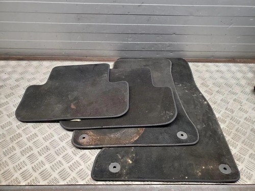Audi 8w2 mat set - a4, b9