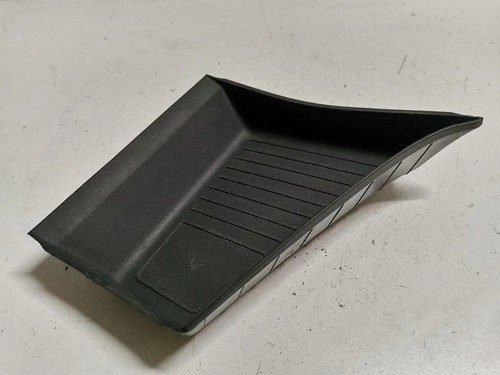 Audi front left mat - front,